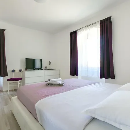 Apartamento Maja *