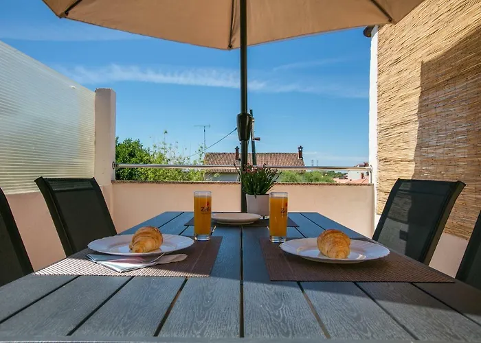 Maja Apartamento Pula